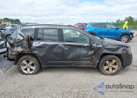 2016 Jeep Compass Sport из США, поврежденный, VIN 1C4NJDBBXGD571815